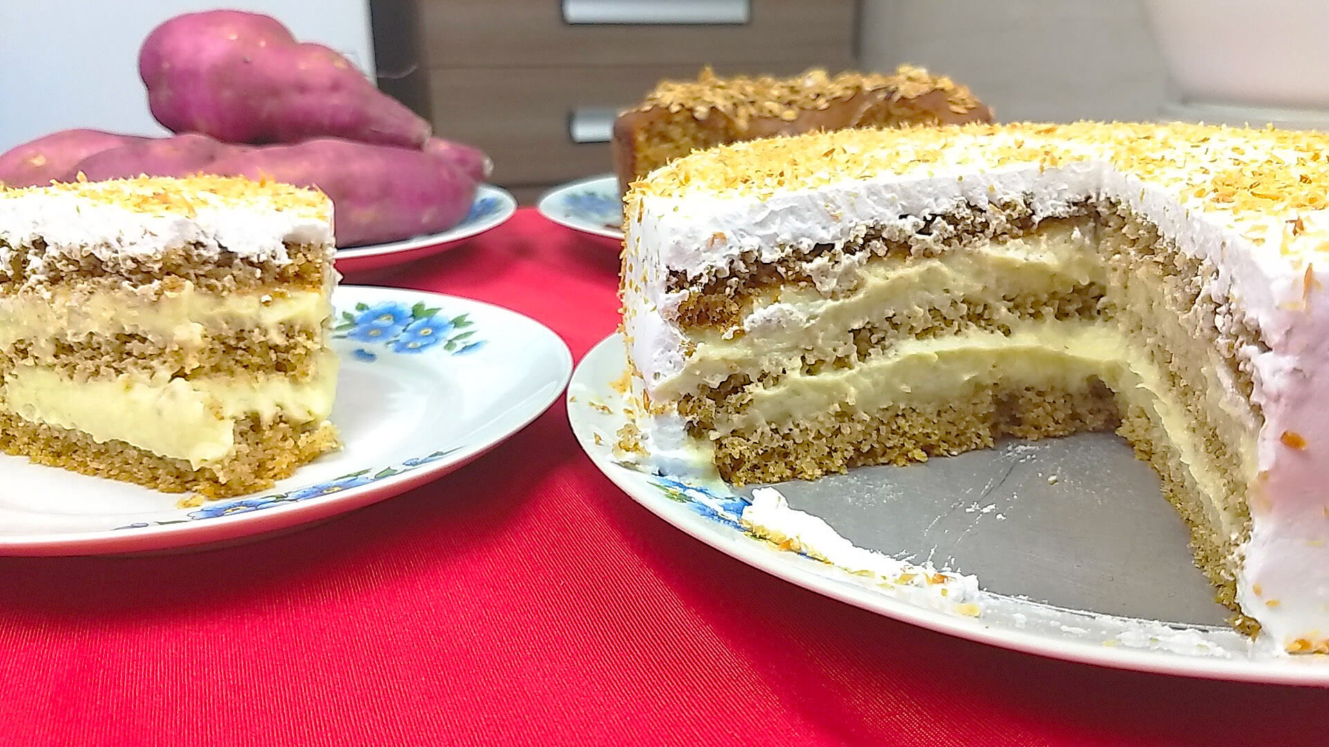 IM3 - Bolo de batata doce com cobertura de chantilly | Receita completa